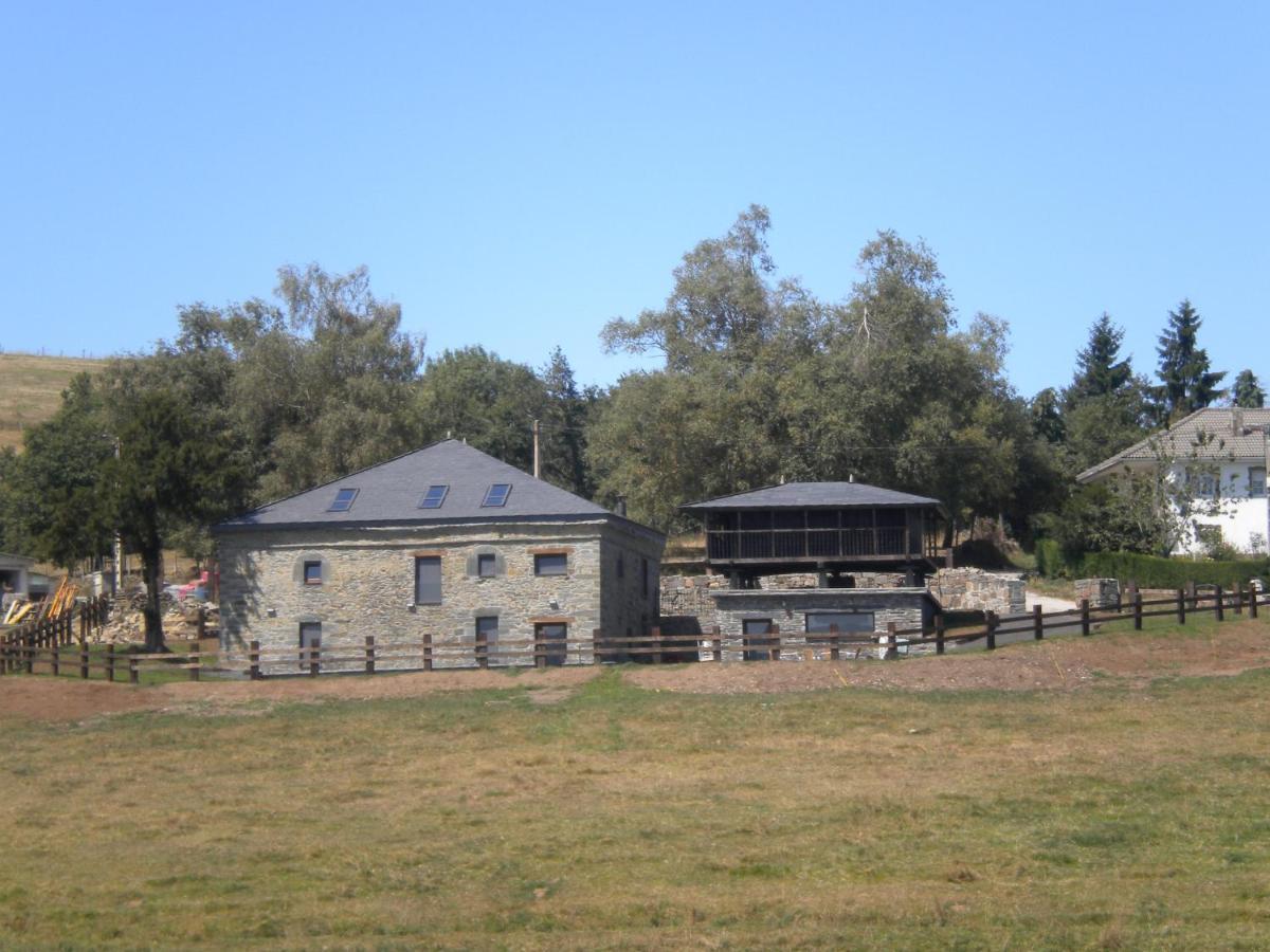 בית הארחה Berducedo 	Casa De Aldea Araceli מראה חיצוני תמונה